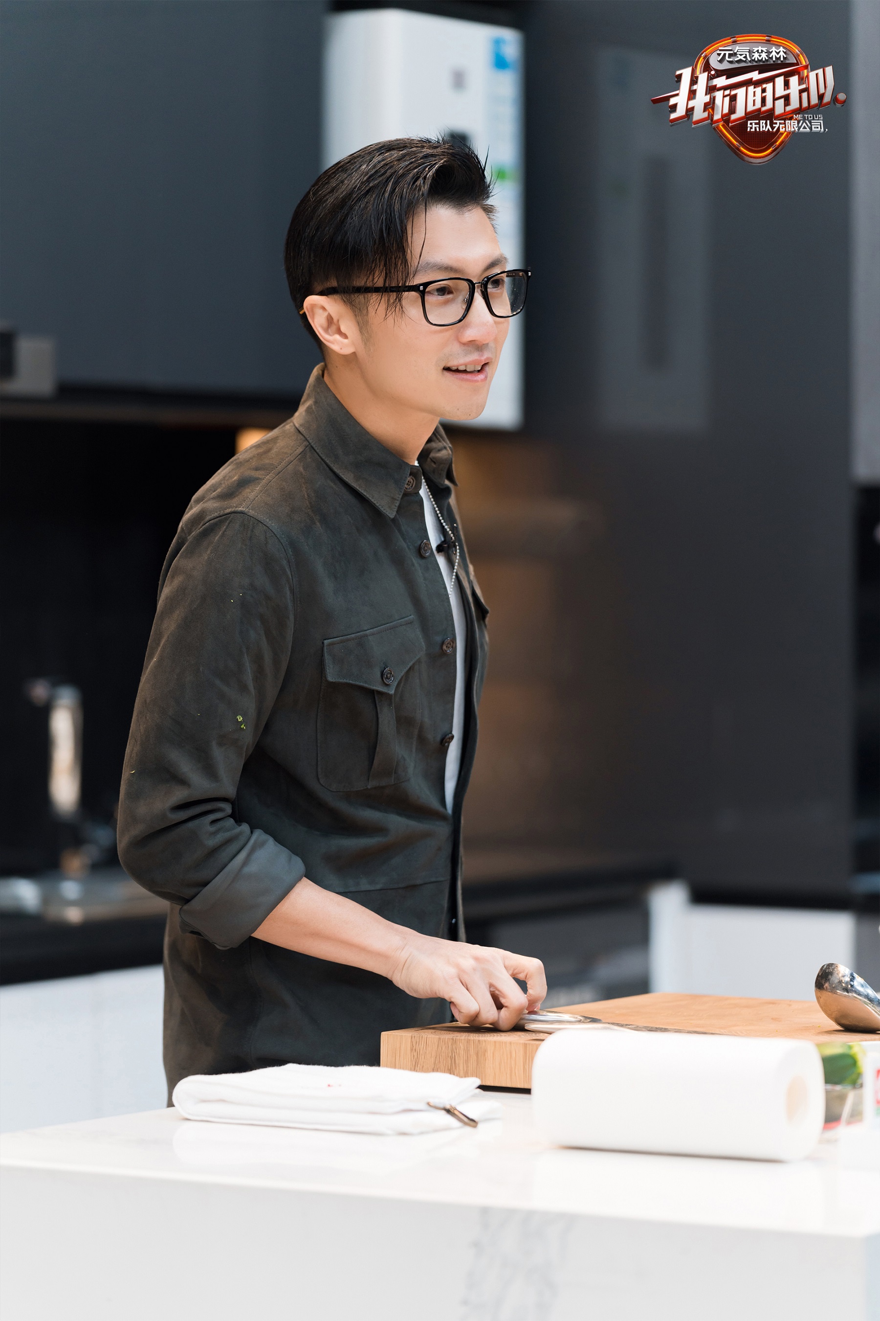 谢霆锋《我们的乐队》先锋原创引热议 与王俊凯探讨乐队创新价值