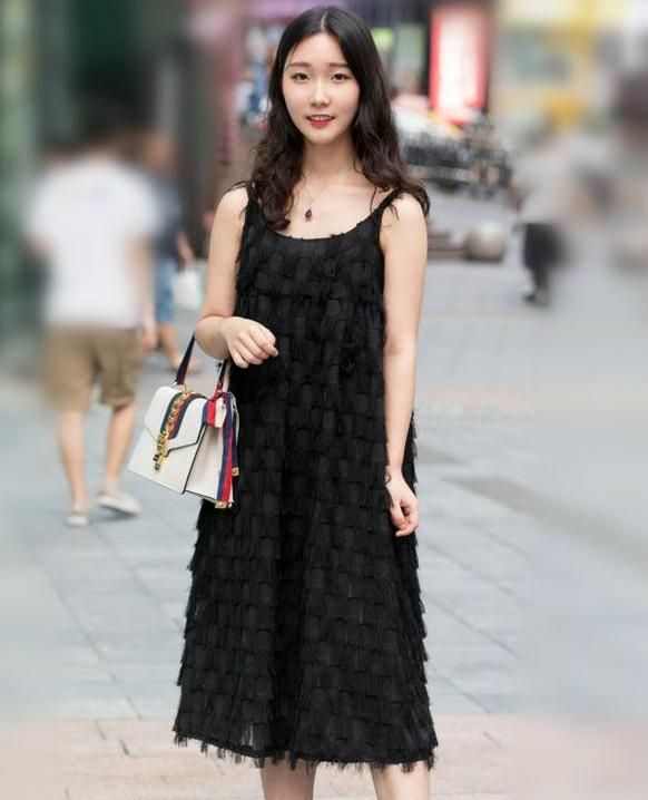 组图:俊俏的模样搭配时尚的穿搭,图几是让你心动了!