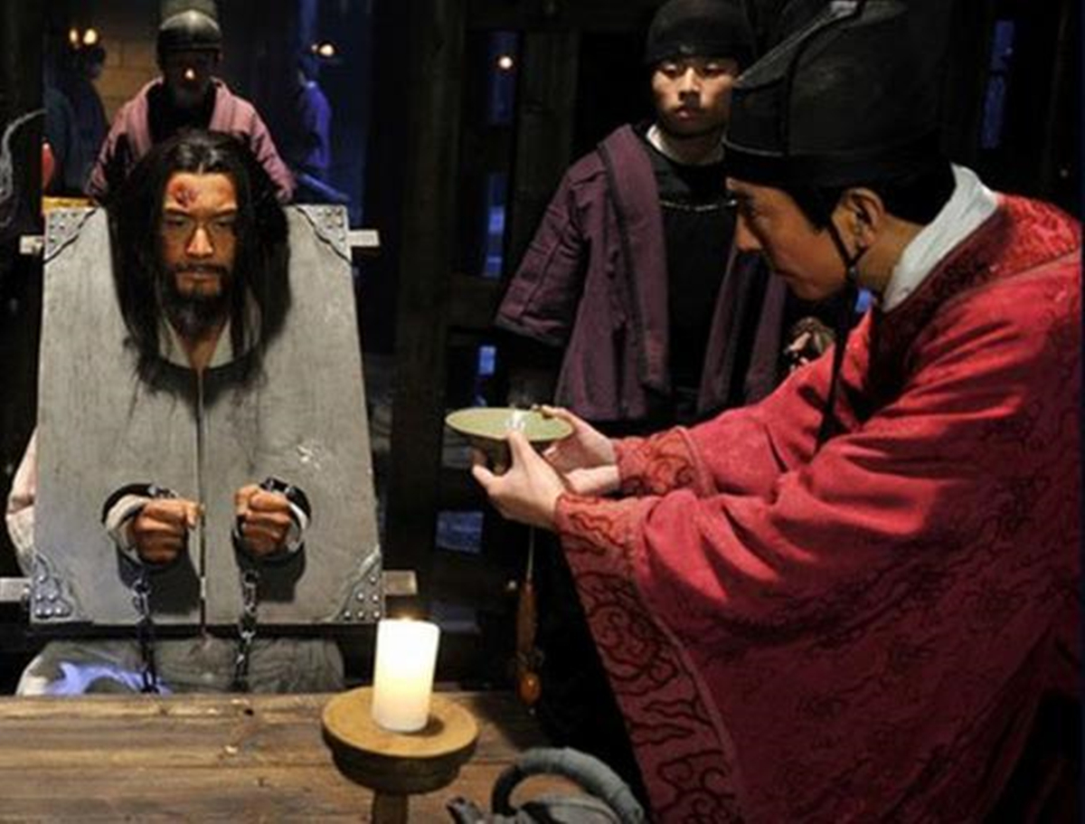 岳飞被害时,除了秦桧,万俟卨等人陷害,这个周三畏都做了啥?