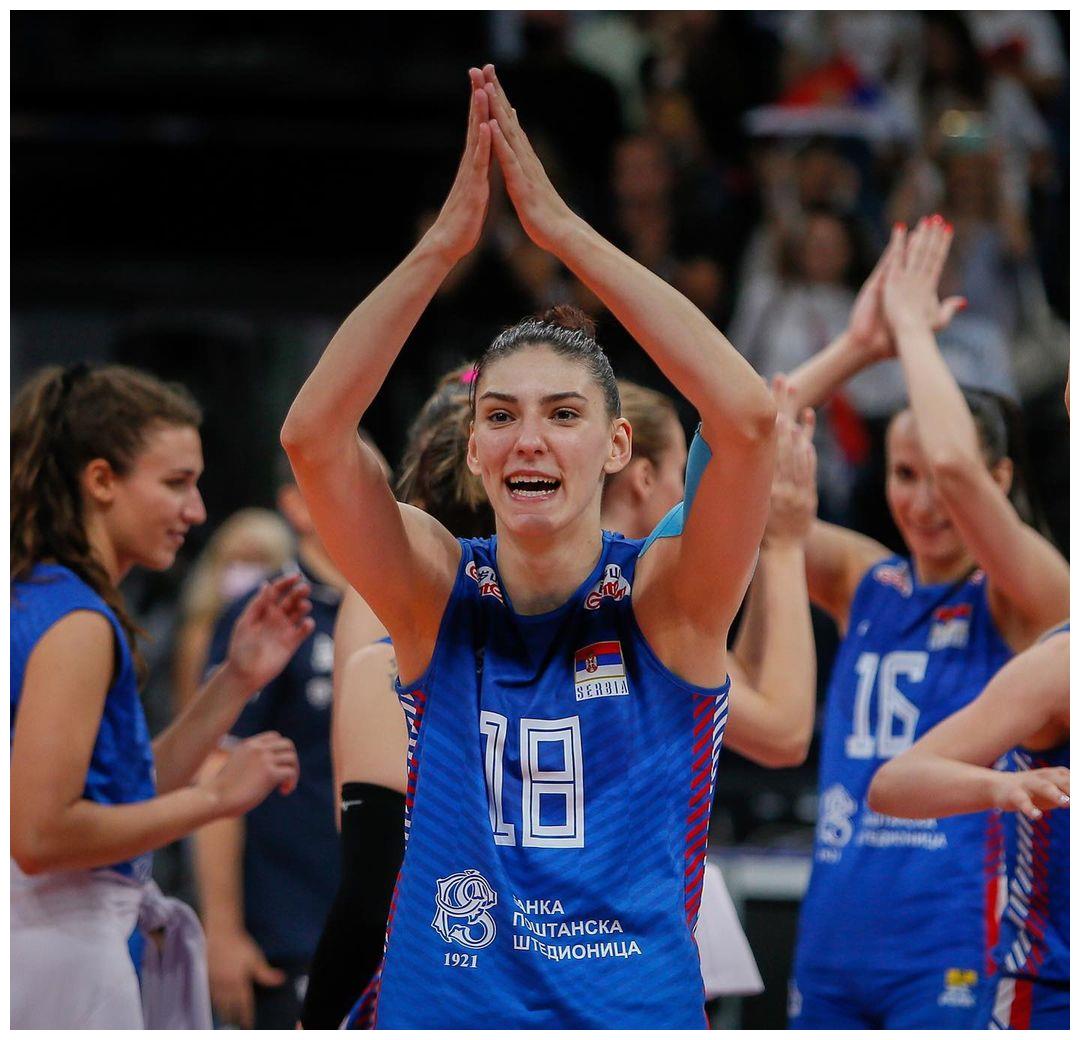 2021女排欧锦赛塞尔维亚与意大利会师决赛，博斯科维奇扣球创纪录