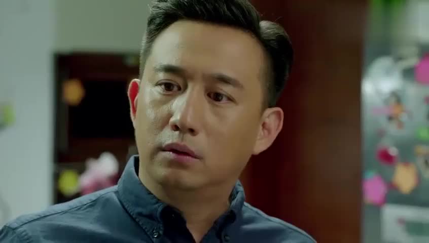 小别离张亮忠无意反倒妻子手机里得图片立马不淡定了