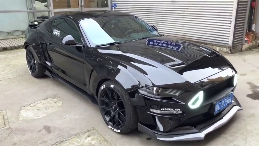 野马跑车改装宽体毫无违和感