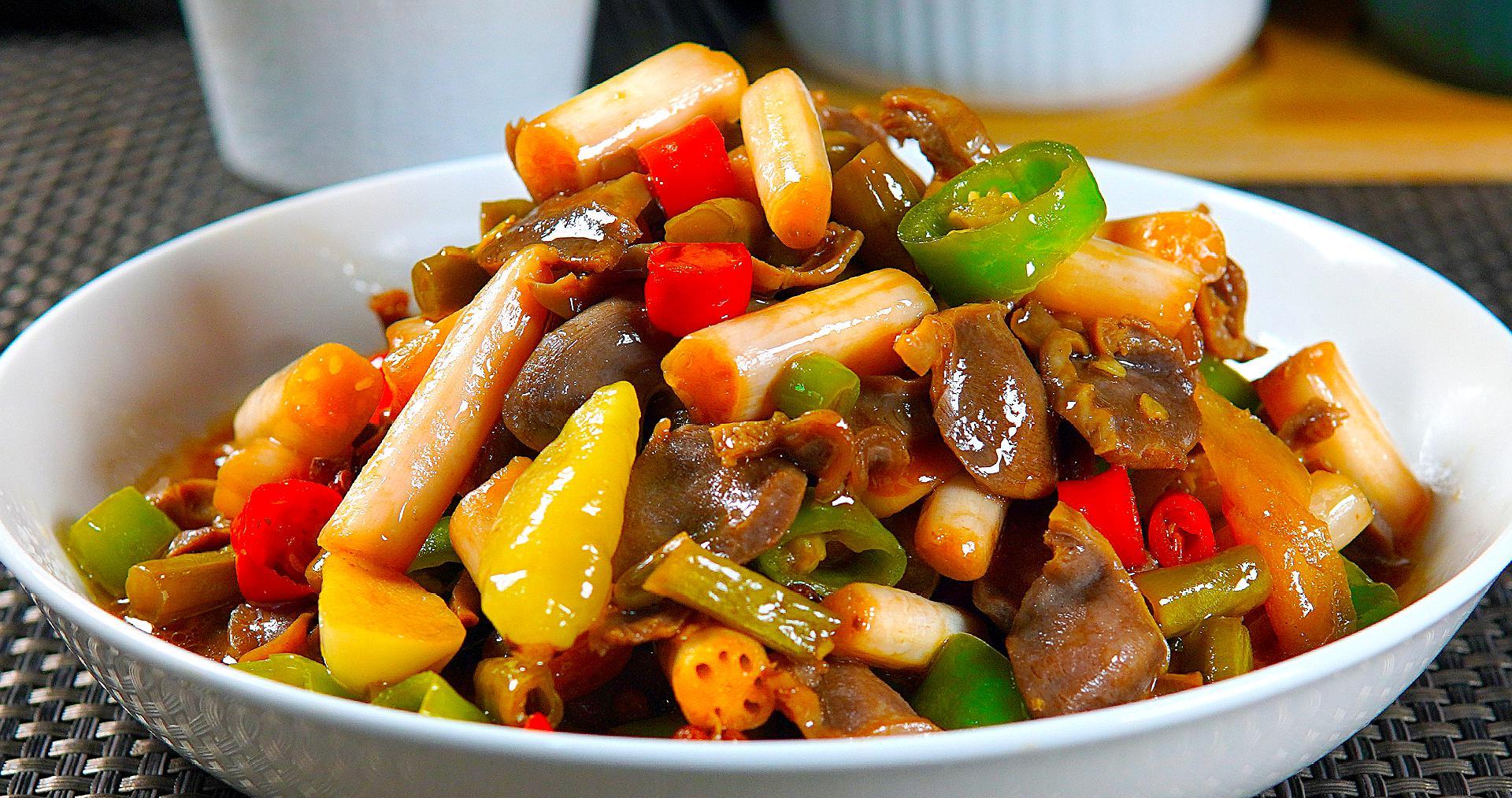 今天给大家介绍的是鸡胗做法简单美味可口