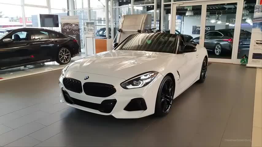 新车到店,2020款宝马z4m40i版,了解完实车,简直太酷了!