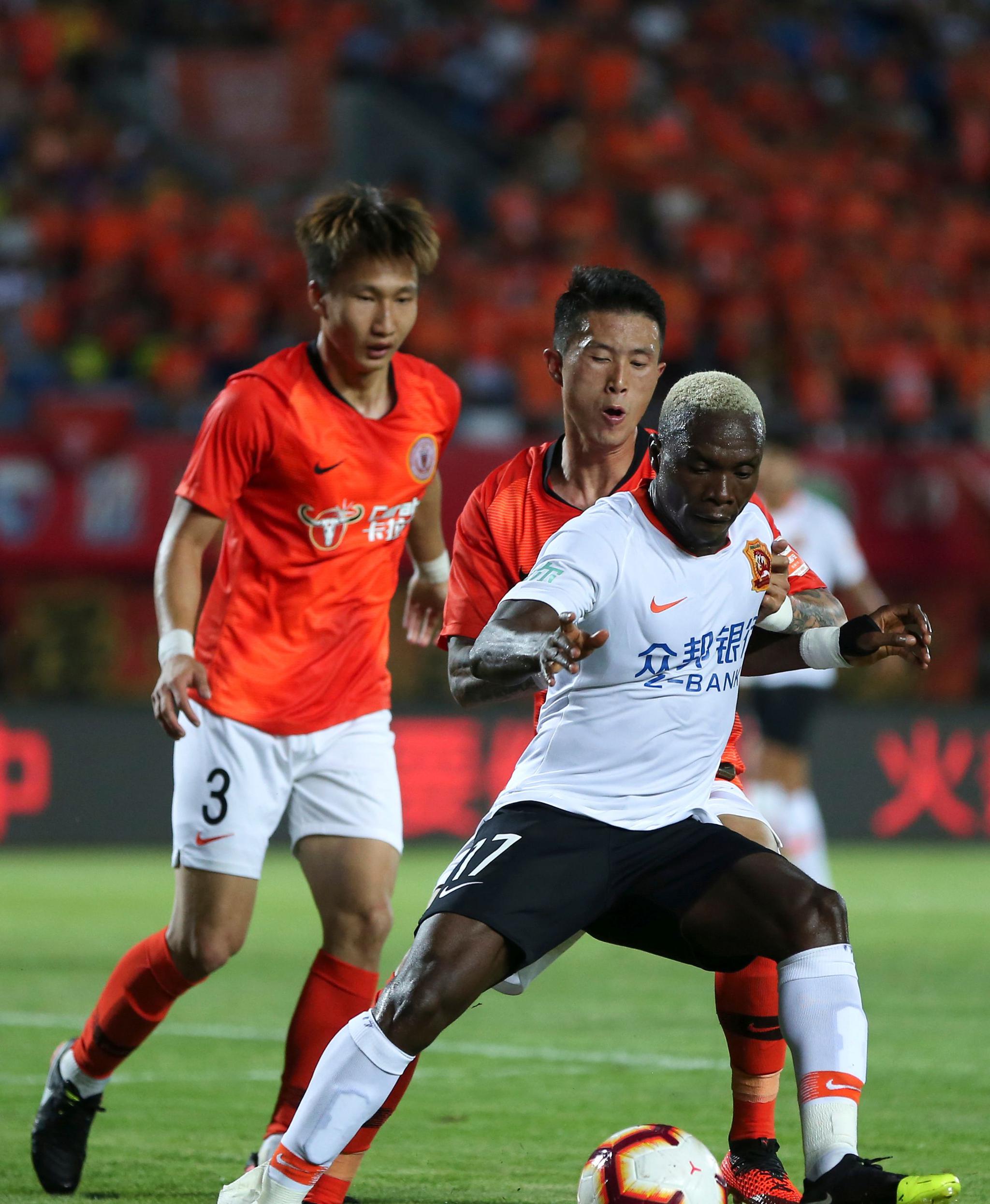 足球——中超:北京人和对阵武汉卓尔