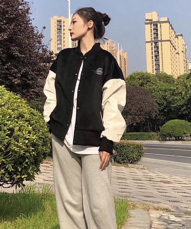 棒球服原来这么好看百搭又日常每个女生都值得拥有