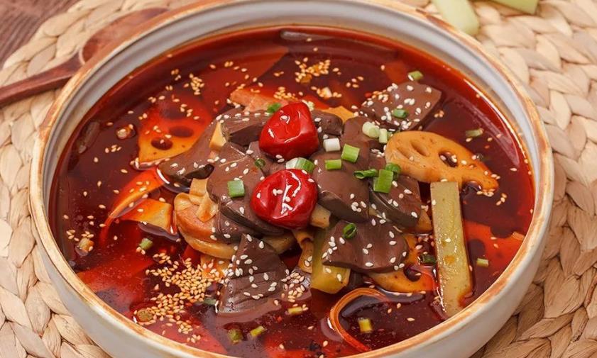 家常鸭血冒菜好吃不难做简单几步即可实现快来学习