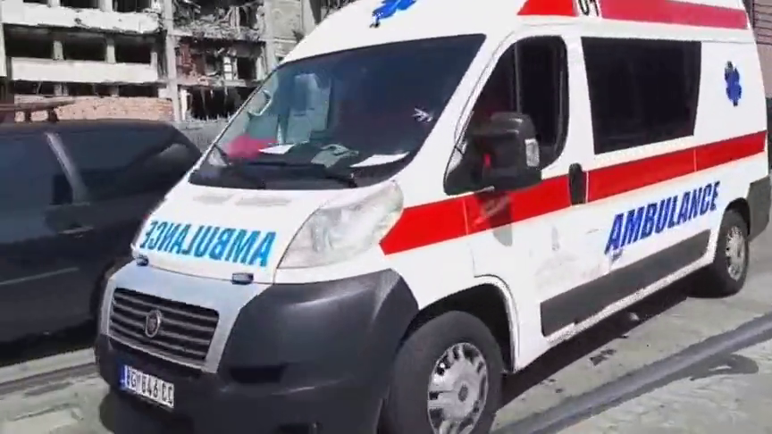 塞尔维亚救护车使用中国产警笛,切换多种声音喊话出动1