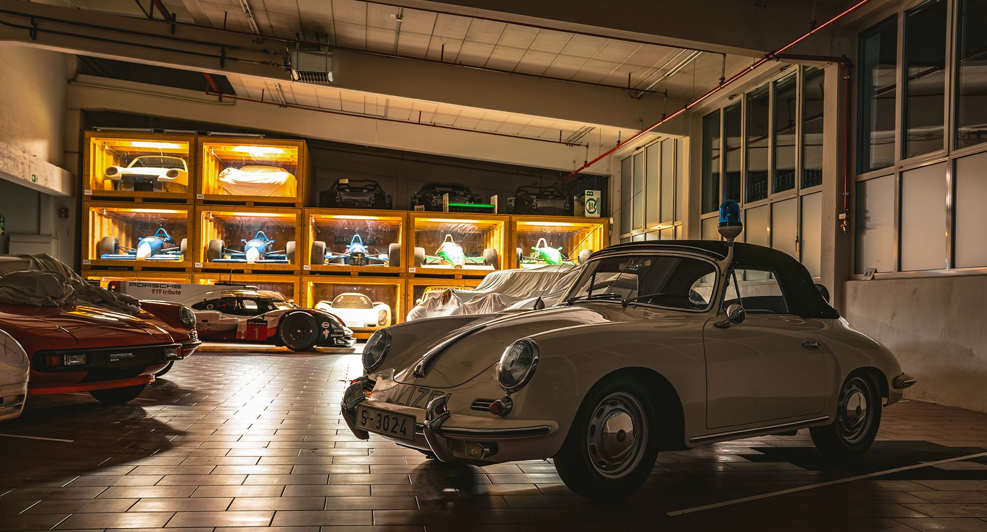 从356,到919,保时捷发家史,赛道辉煌,全都在这部车