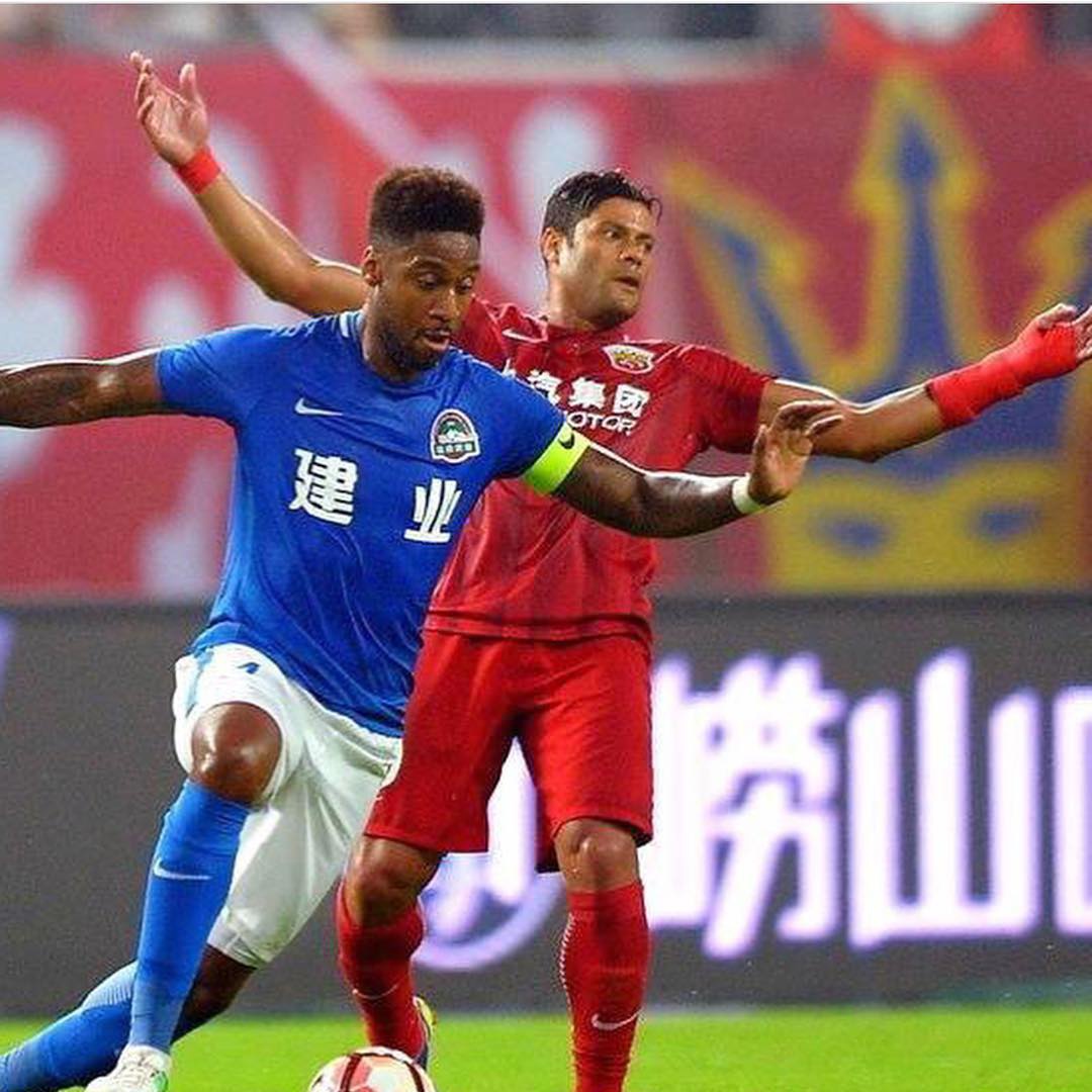 时隔16个月,建业前队长戈麦斯重返球场!登场与对手爆发冲突!