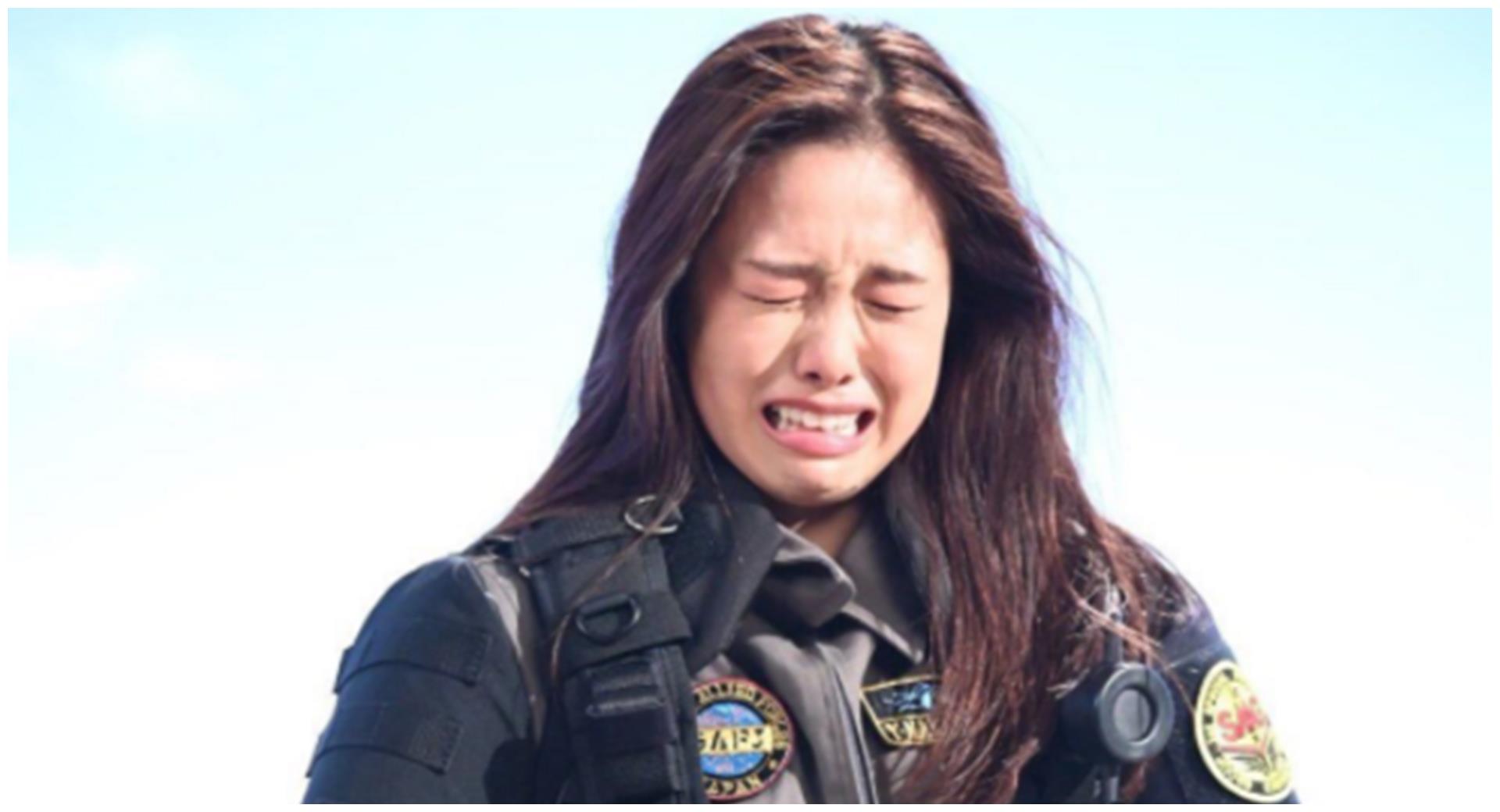 泽塔奥特曼洋子杀青照公开捧花掩面流泪都怪欧斯超人逃婚