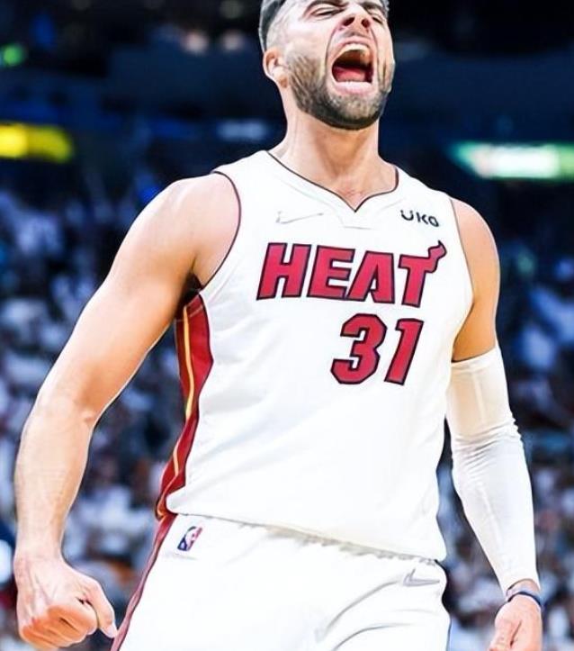 热火两落选秀闪耀斯特鲁斯正负值联盟第二火箭为他可报价首轮