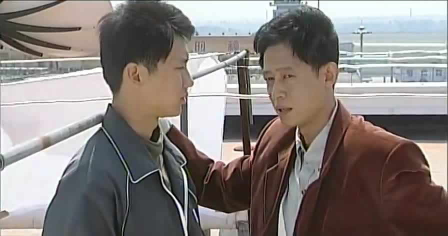 刑警本色:萧文得到可靠线索,向上级汇报,潘荣也有情报对他不服