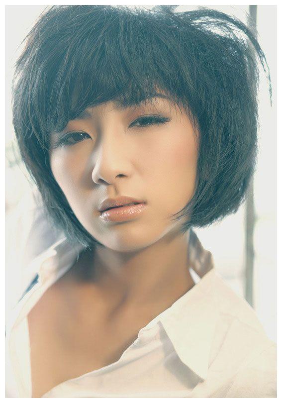 91年新疆女演员洪冰瑶性情率真可爱