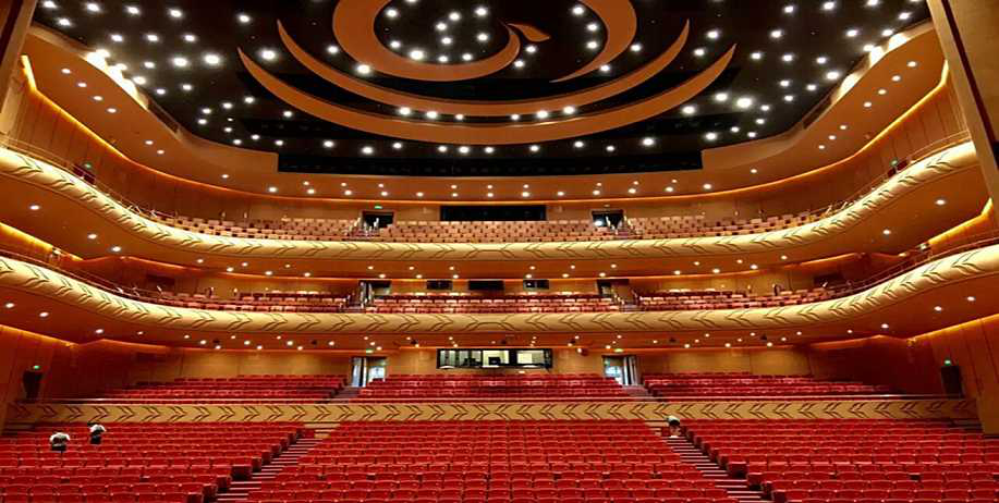 meya girls华乐团要到南京河西整形旁的大剧院里表演啦!