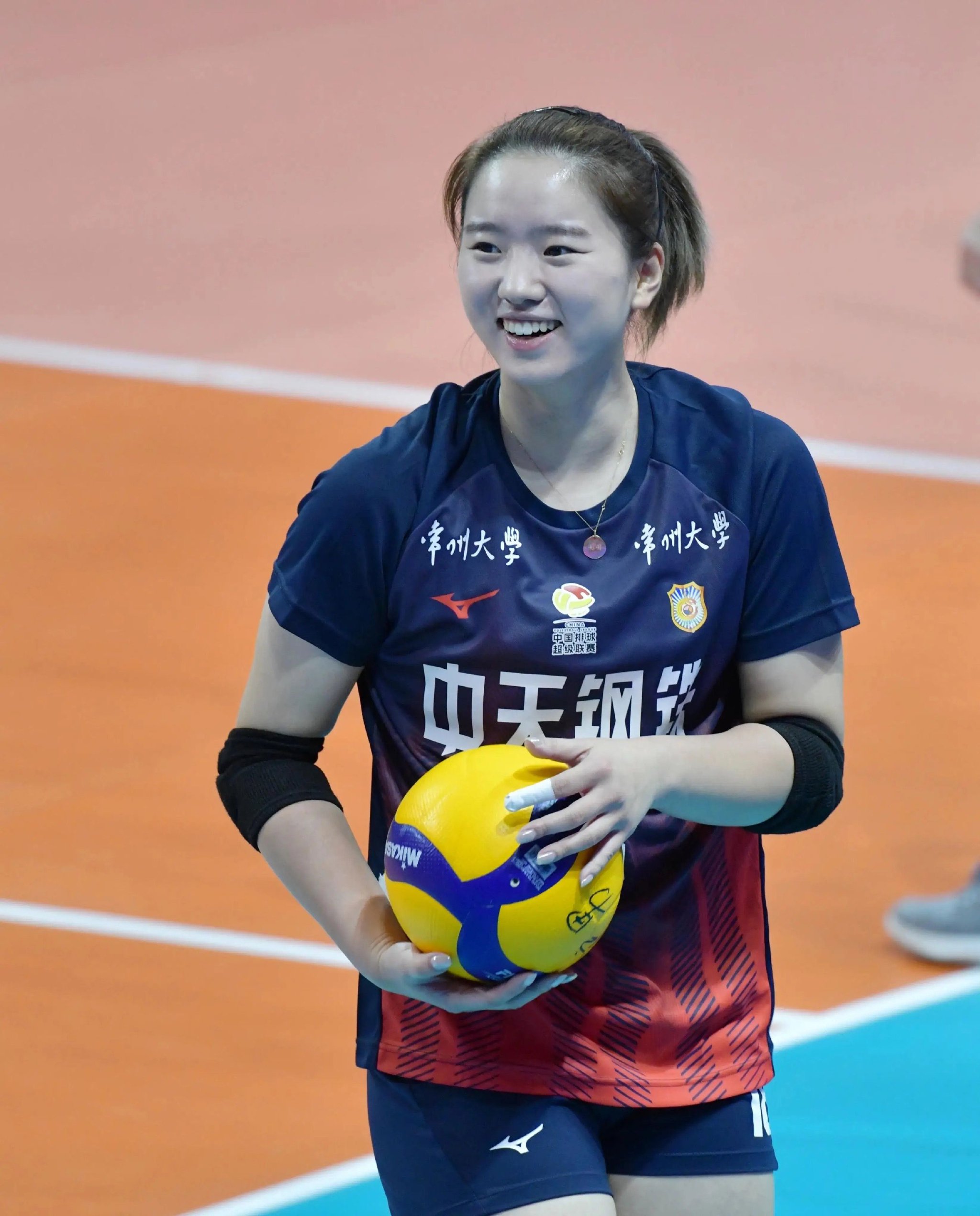 王梦洁很欣慰：倪非凡一传防守都出色，自由人终于后继有人