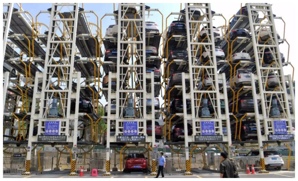 州城首座垂直循环立体停车楼正式投入使用