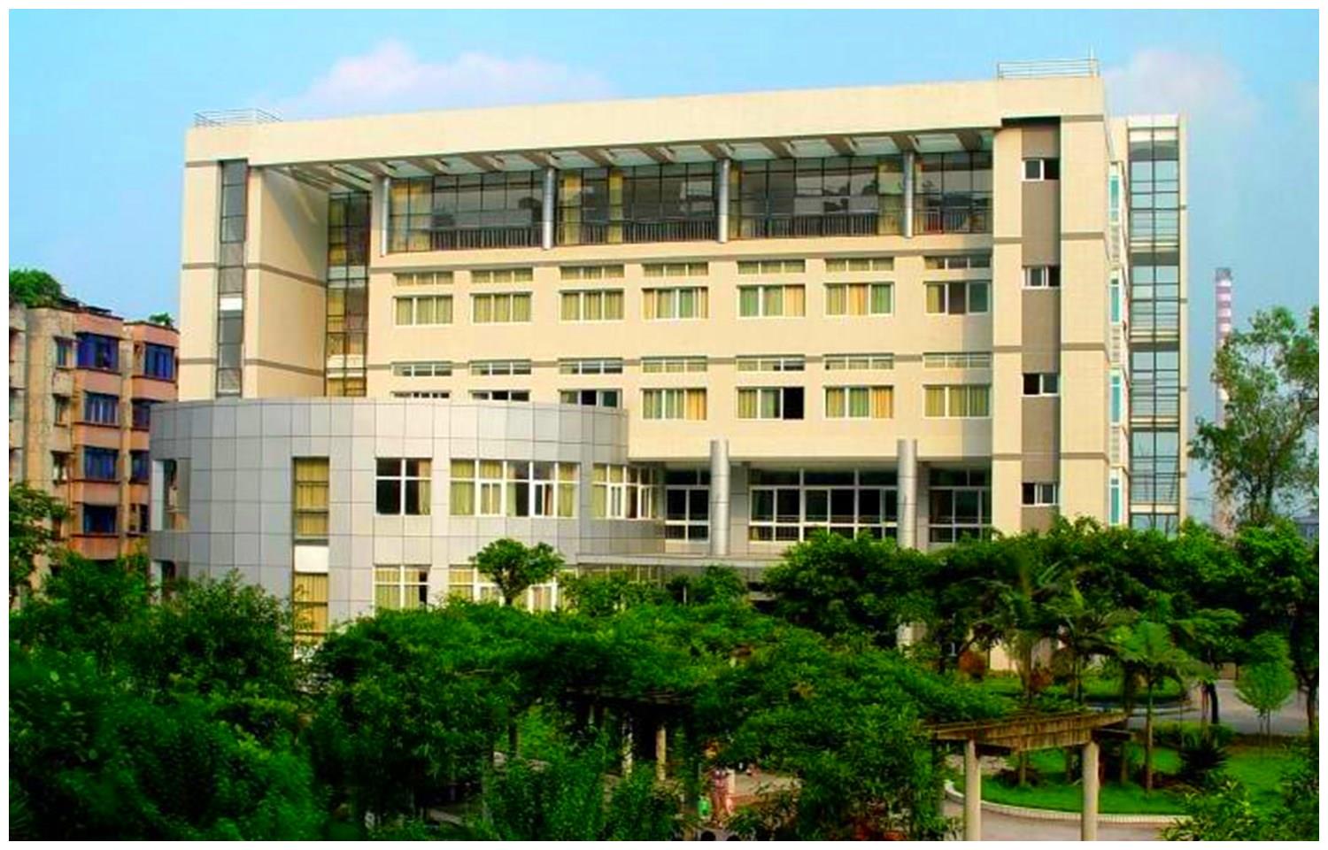 2020重庆市专科院校_2020年11月10日,云翔航空走进重庆科创职业学院2021届