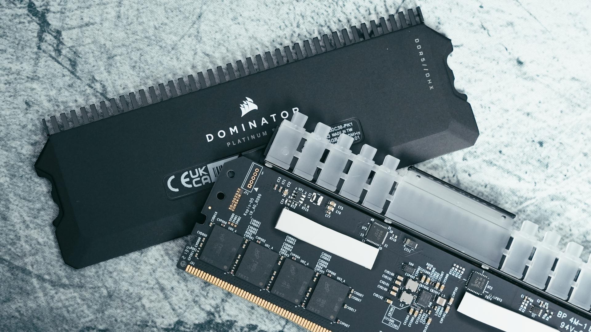 高颜实力派:海盗船 统治者铂金ddr5-5200内存__财经头条