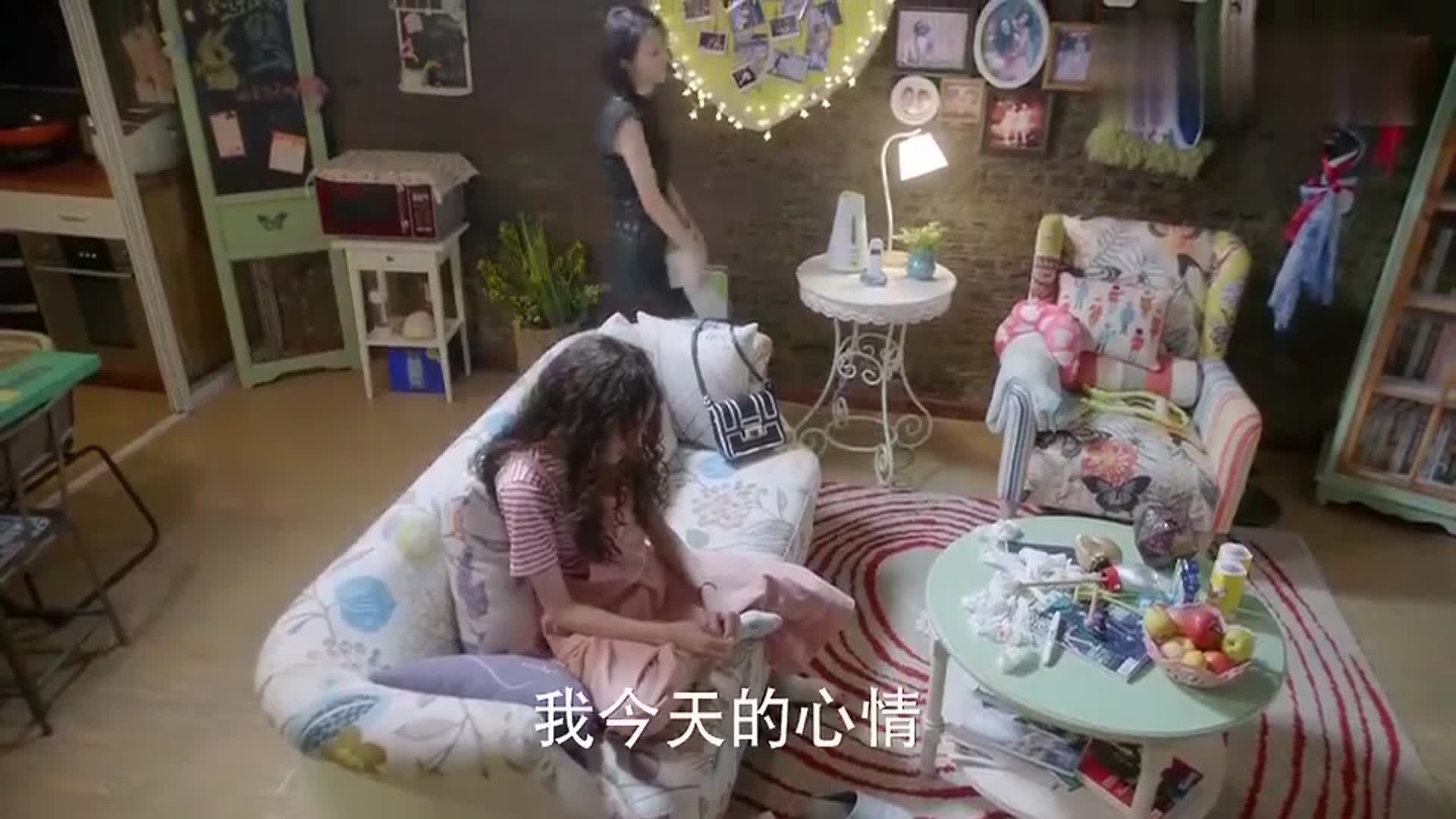 漂亮的李慧珍慧珍因为袜子出了大糗夏乔还补上一刀弄哭慧珍