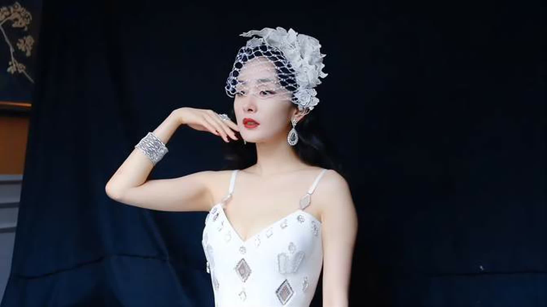 杨幂再唱《仙剑奇侠传》主题曲，开口满满回忆杀，网友：雪见？