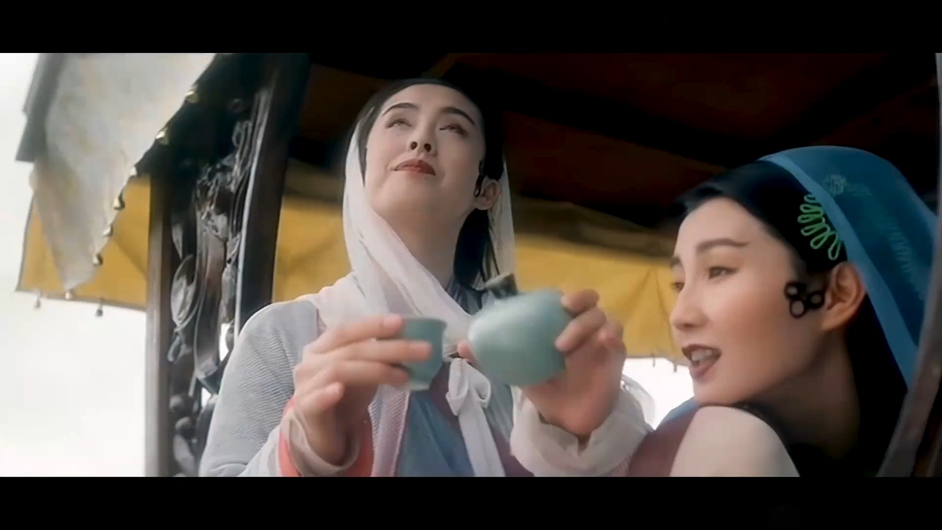 1993年电影《青蛇》主题曲《流光飞舞》，旋律响起满满的回忆