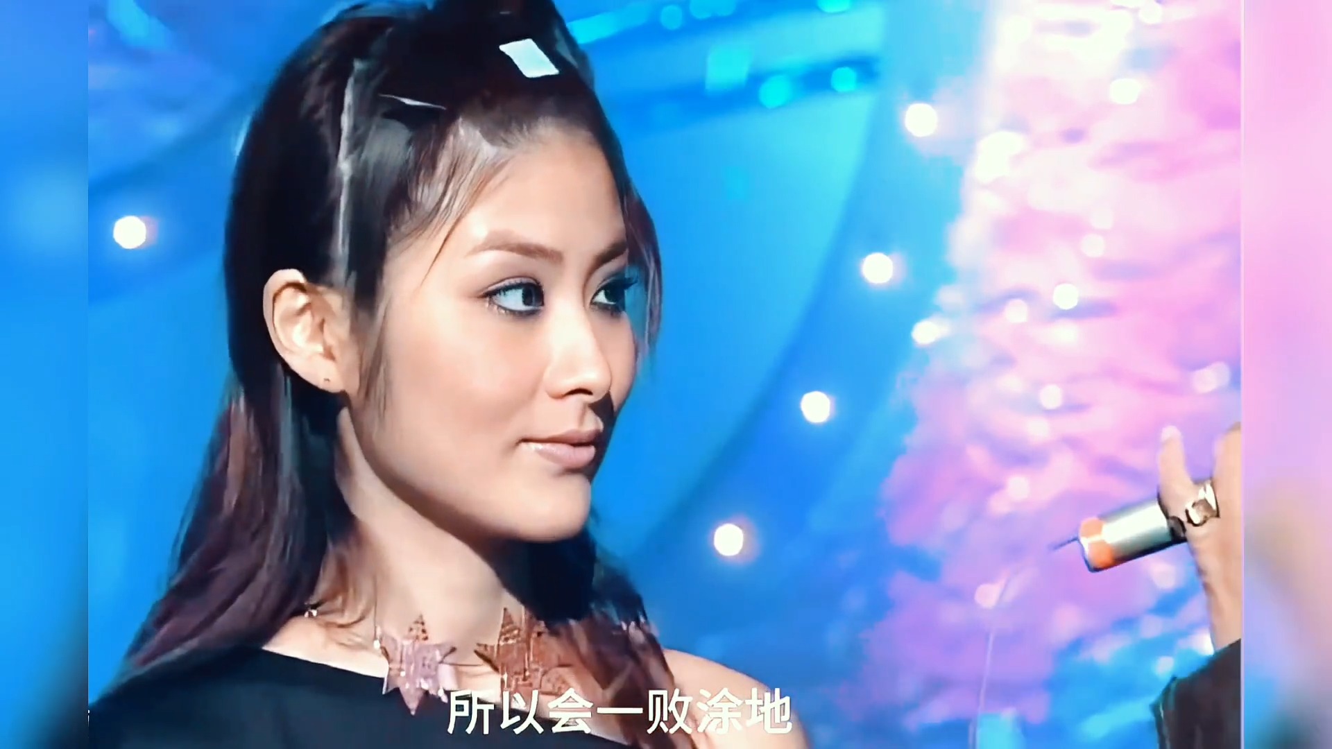 刘德华、陈慧琳深情合唱《我不够爱你》，卿卿我我，爱意满满！