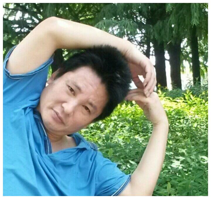 53岁导演刘信达吐槽贾玲:不要过度矫情,见好就收__财经头条