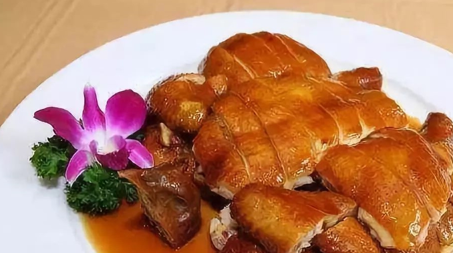 鸡肉换一种做法,尝尝这道菜鼓油鸡|油鸡|锅盖|三黄鸡_新浪新闻