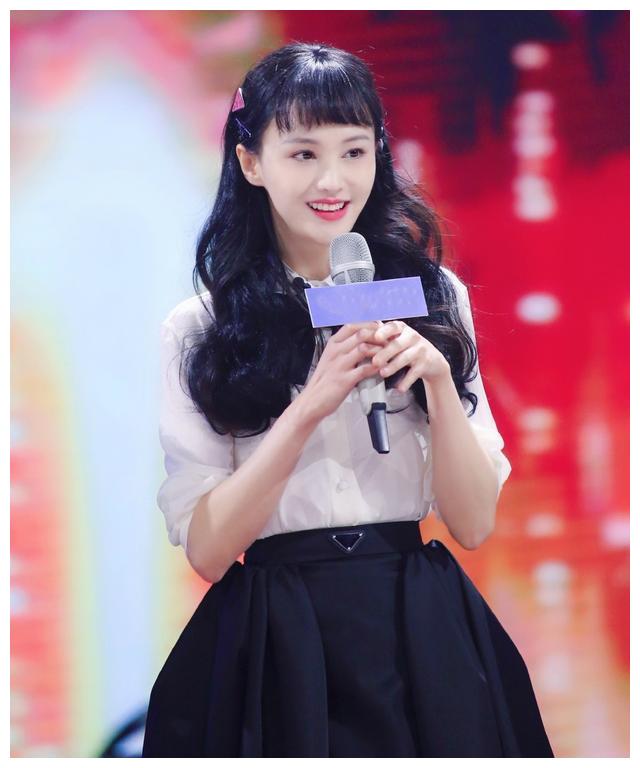 杨幂探班于朦胧给明道留下阴影,随后郑爽探班,明道反应太真实__财经