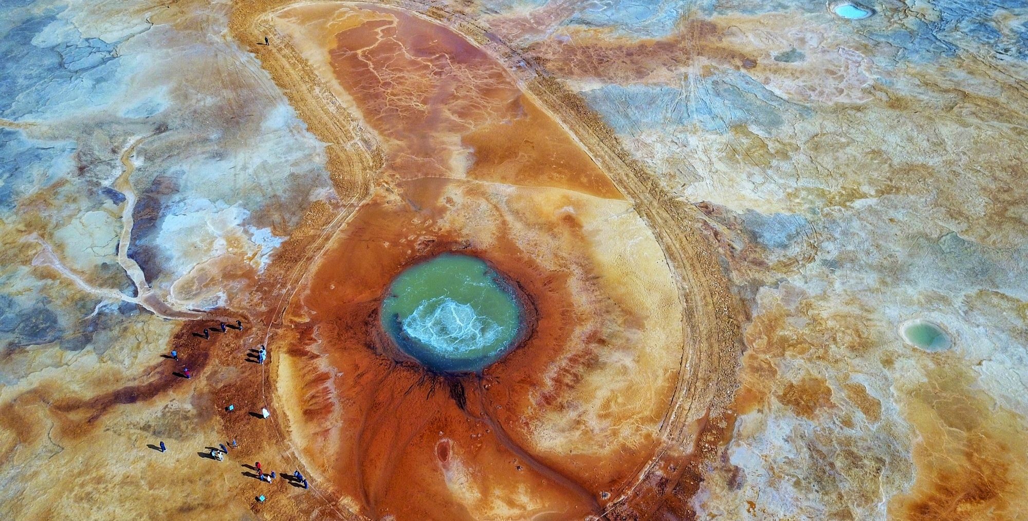 详细阅读:茫崖恶魔之眼在哪里_茫崖艾肯泉恶魔之眼 茫崖恶魔之眼在哪里_茫崖艾肯泉恶魔之眼