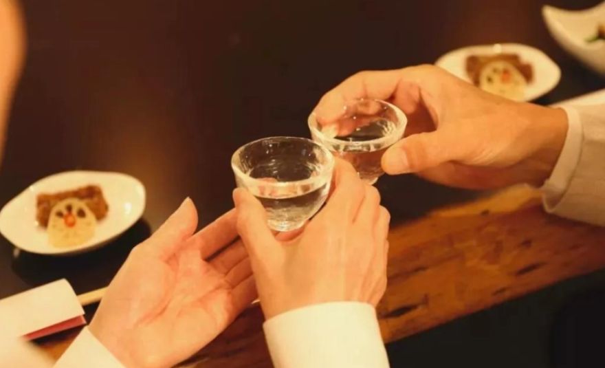耀世平台-耀世注册-耀世登录(广东福彩短信投注是真的吗)据说在广东,正式酒宴上,飞天茅台都拿不出手,是真的吗?,