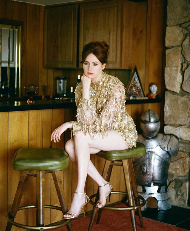 大长腿美炸天,星云凯伦吉兰最新杂志写真_高清图集_新浪网