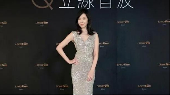 视后天心罕见现身，为大S婚姻提建议，同样曾闪婚<a href=