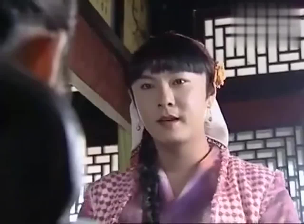 小鱼儿与花无缺:小鱼儿男扮女装进慕容府,和小仙女对话让人笑喷