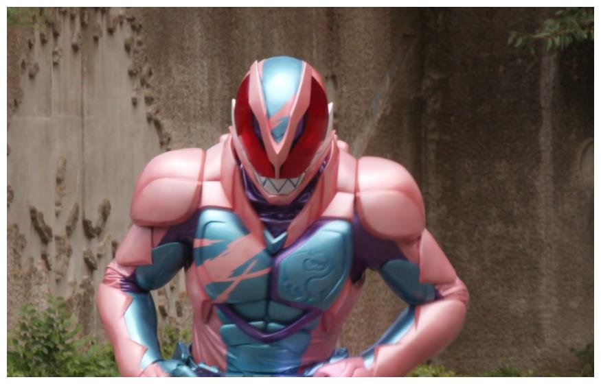 假面骑士revi官方数据公开 踢力超越深红飞龙 可徒手捏碎大树