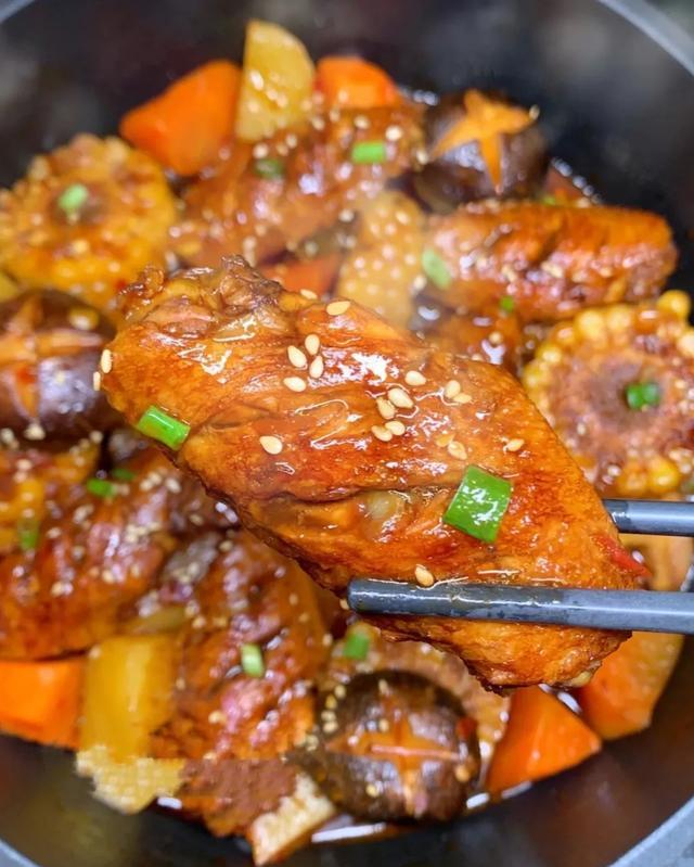 秘制鸡翅煲好吃到连汤汁都不剩无敌下饭