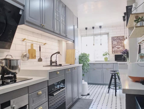 厨房铁木砧板保养方法(灶台瓷砖缝隙用什么胶填补好)家居篇:厨房灶台