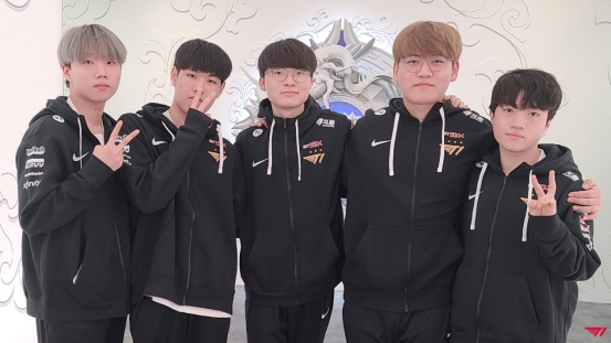 T1选手陆续离队，俱乐部没有续约，只因老板还没回到<a href=