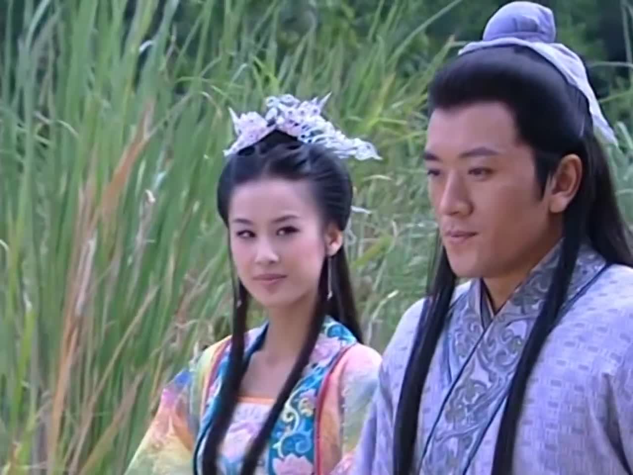 天仙配:看槐树精吞吞吐吐,小七知道她有事相瞒,可是他却不肯说