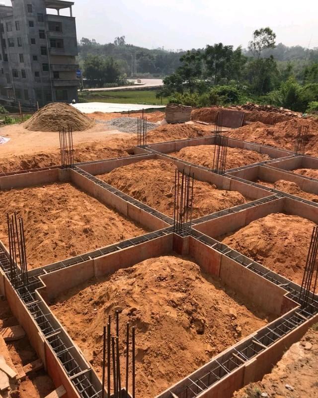 农村建房两层半地基,用多大钢筋16钢筋可以不?看完后明白了!