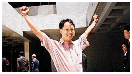 世纪贼王张子强的手下,听从李嘉诚建议在深圳买28套房,现在怎样__财经头条