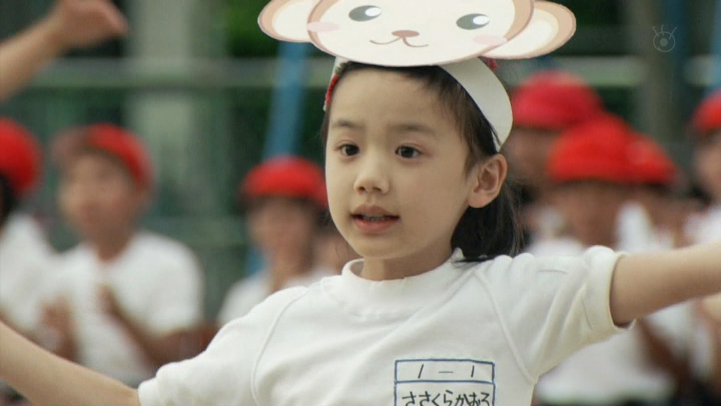 17岁童星芦田爱菜太牛了升学日本最高学府想兼顾演员医学事业