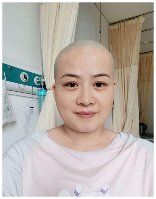 直言离不开她,越来越像初恋|岳云鹏|郑敏|妻子_新浪新闻