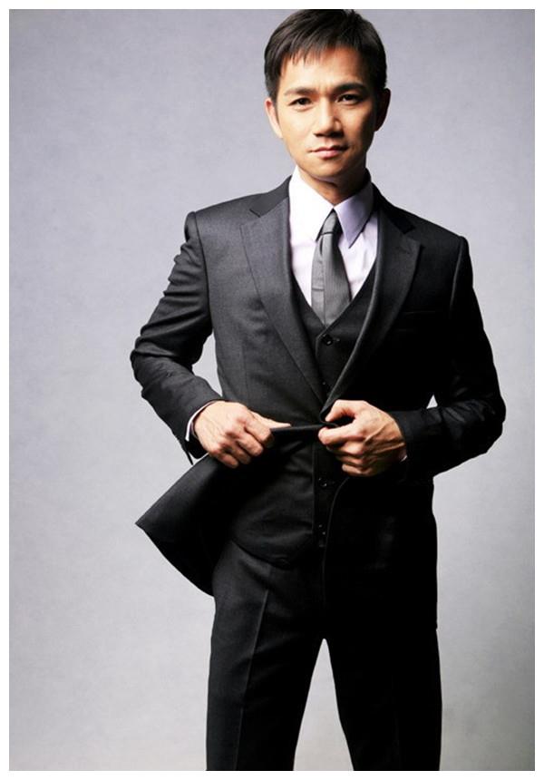 为反派而生造就童年阴影翁文成如今携女出镜实属亮眼