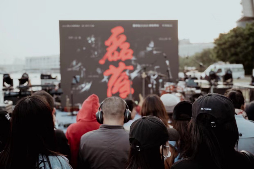 怎样做音乐才是“音乐艺术家”?看这个来自深圳的夫妻组合怎么做休闲区蓝鸢梦想 - Www.slyday.coM 怎样做音乐才是“音乐艺术家”?看这个来自深圳的夫妻组合怎么做休闲区蓝鸢梦想 - Www.slyday.coM