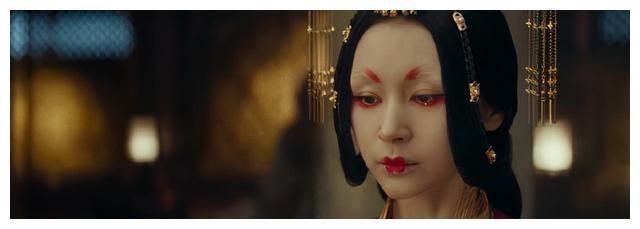 鱼鳍做眉毛蝴蝶当嘴巴王子文晴雅集造型被指撞脸刘嘉玲