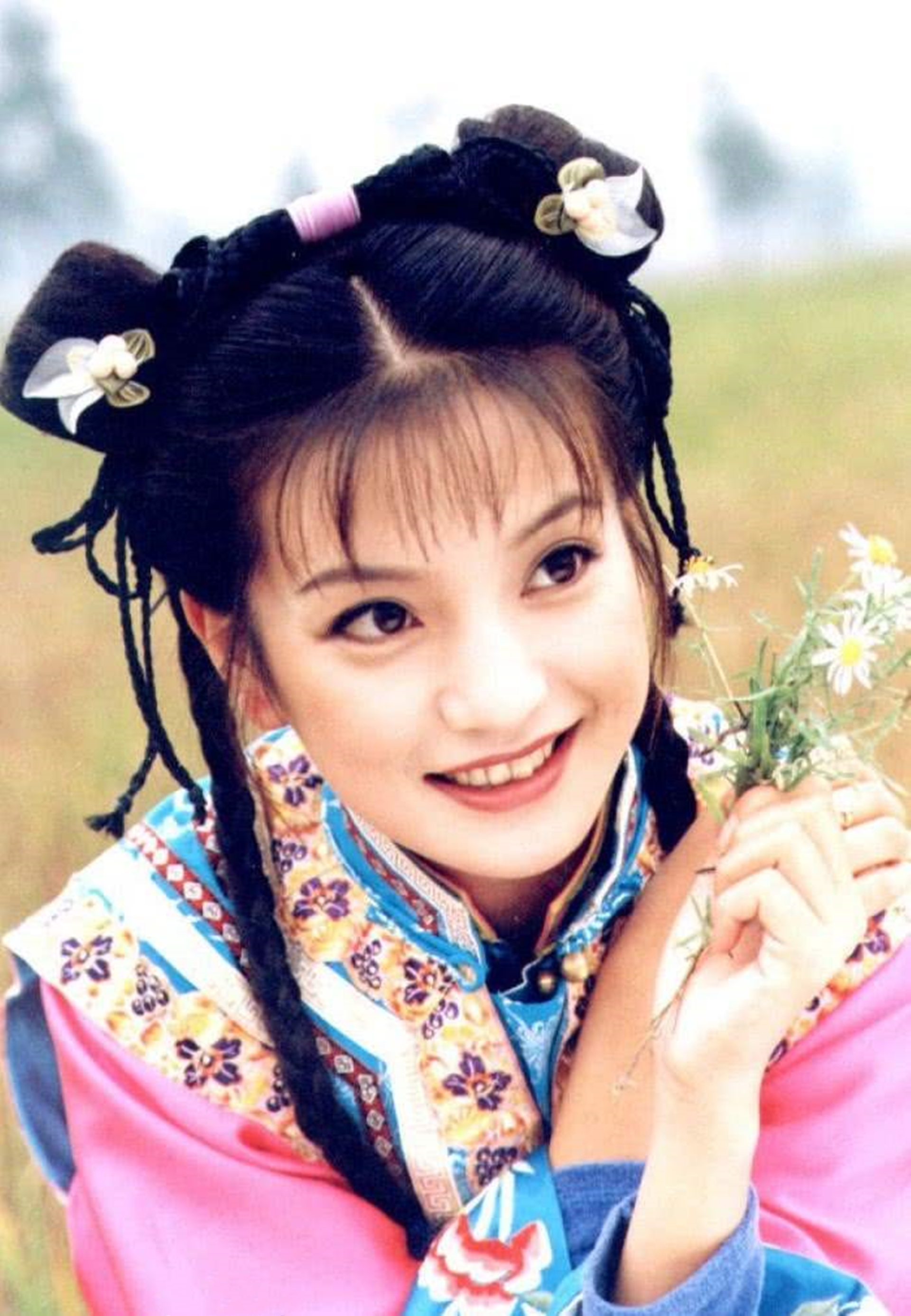 演员请就位2两代小燕子将同台一个做导师一个做选手