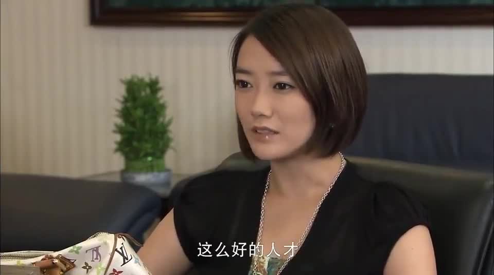 富千金爱上农村穷小子,一查小伙学历,不简单!