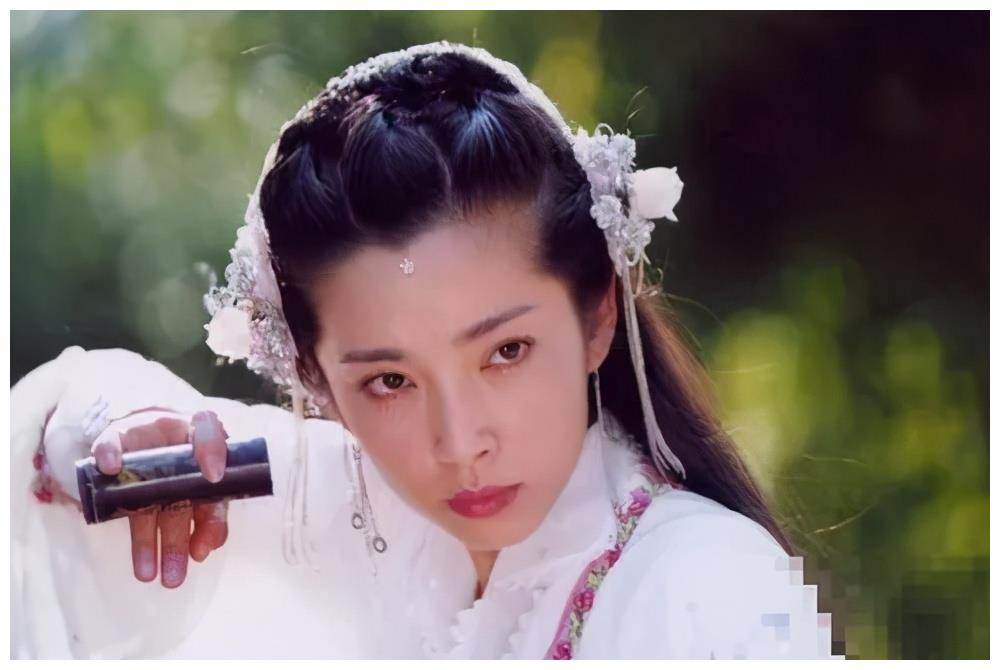 此前在电视作品上,《少年包青天》《少年张三丰》相信大家都看过,说